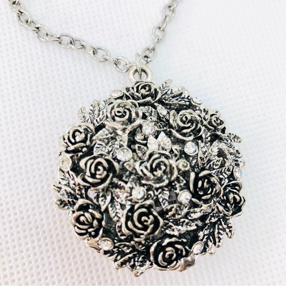 Silvertone Rose Flower Carved Pendant Boho Necklace 40" - Picture 5 of 8
